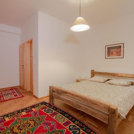 Le Ranch Apartment Cernik  Luaran gambar